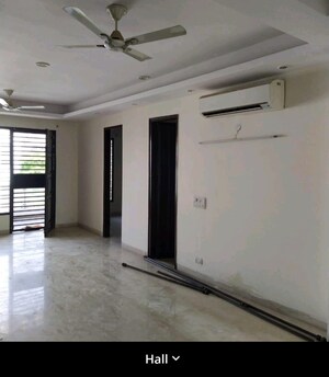 Room in 3 BHK Builder Floor at M2k Spring Floors, Sector 50 – for Rent