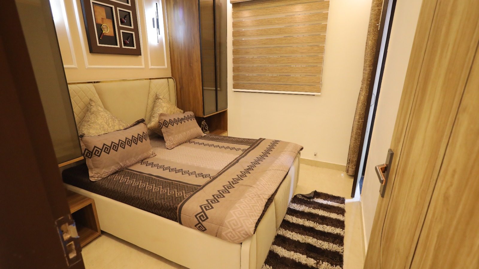 2 BHK Apartment For Sale in IGI Airport Area