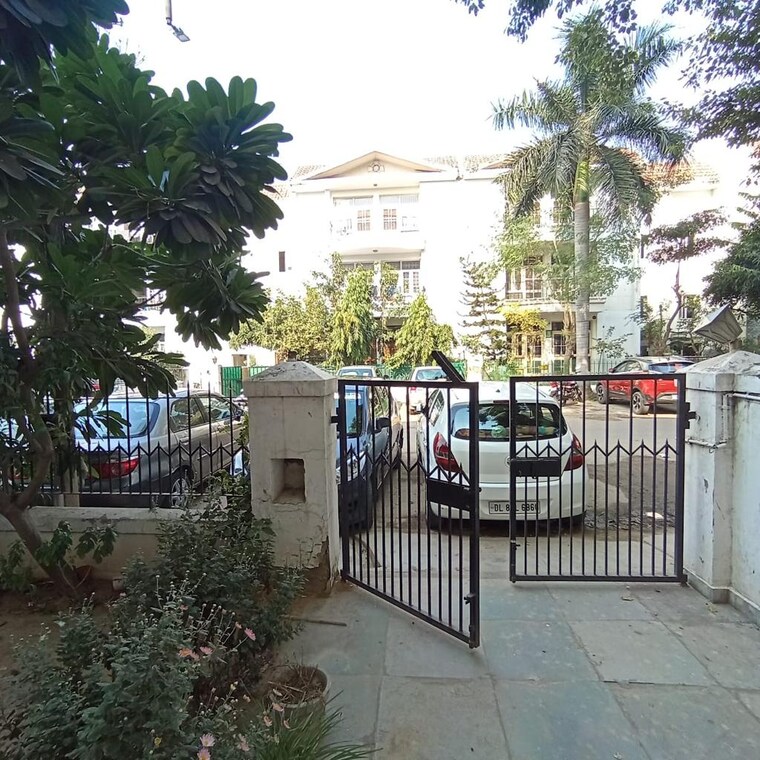Exterior View, kohli-one-malibu-town 3 Bedroom 1800 Sq.Ft. Builder Floor In Sector 47 Gurgaon 9687610