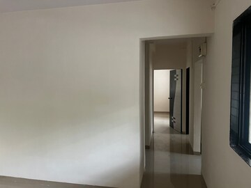 Room in 2 BHK Apartment at Panchavati CHS, Vasant Vihar – for Rent