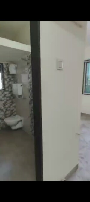 1 RK Apartment For Rent in Highland CHS, Pali Hill