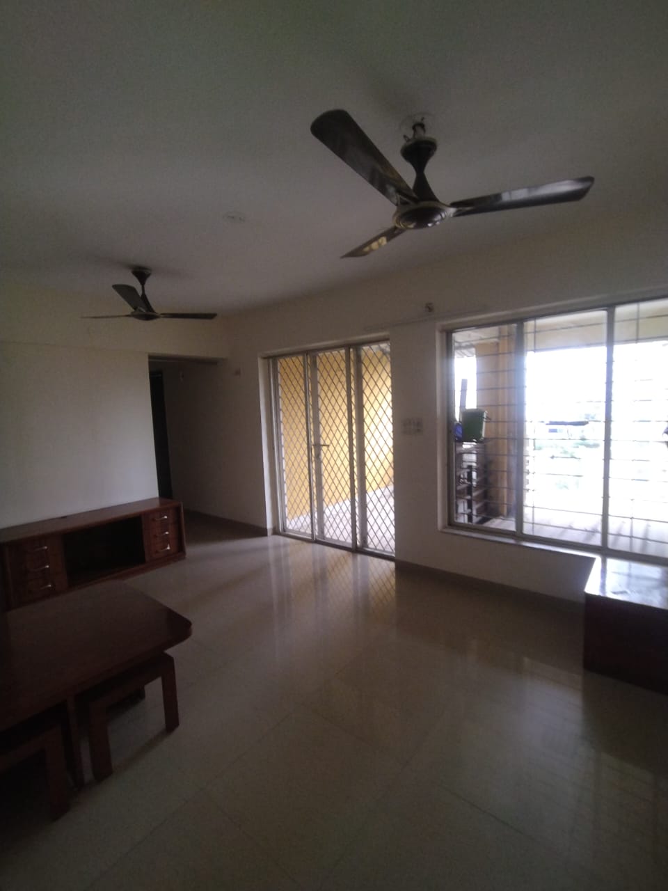 2.5 BHK 1050 Sq.Ft. Apartment in R Euphoria Apartments