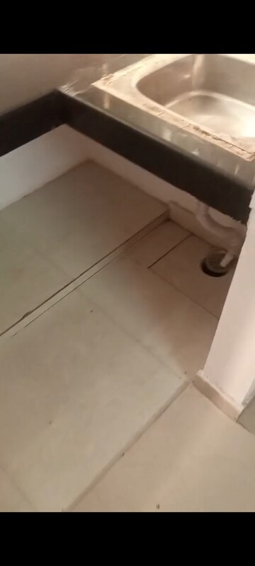 Furnished Amenities in 1 RK Builder Floor at Sadarpur – for Rent