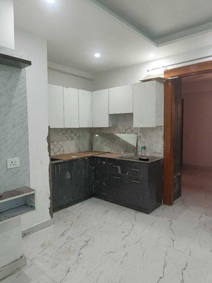 Kitchen, sector 49 2 Bedroom 900 Sq.Ft. Builder Floor In Sector 49 Noida 9687624