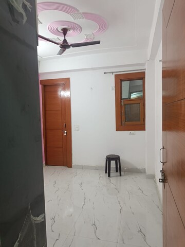 Room in 2 BHK Builder Floor at Sector 49 – for Rent