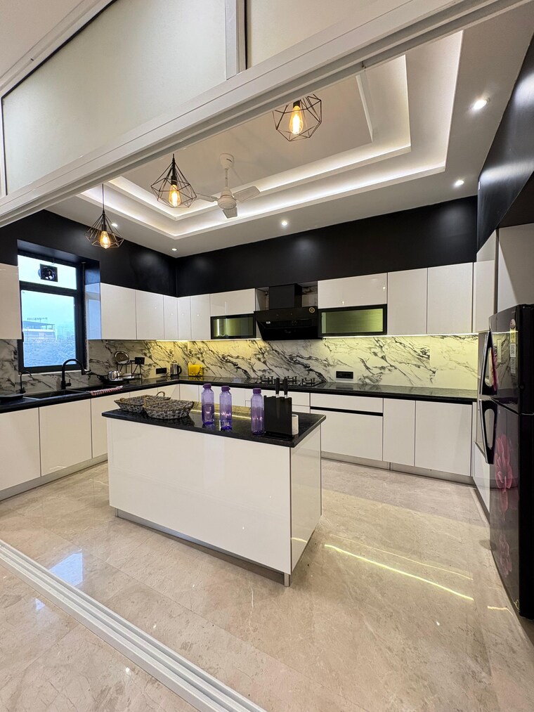 Kitchen, sector 43 4 Bedroom 3500 Sq.Ft. Builder Floor In Sector 43 Gurgaon 9687650