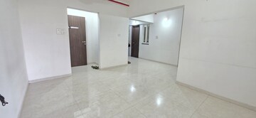 Room in 2 BHK Apartment at Majestique Towers East Phase 2, Kharadi – for Rent