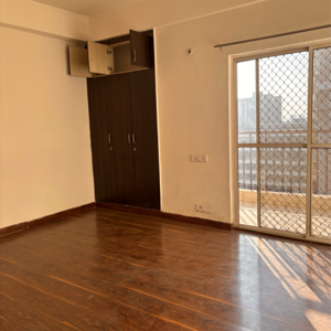 Room in 3 BHK Apartment at Aims Golf Avenue II, Sector 75 – for Rent
