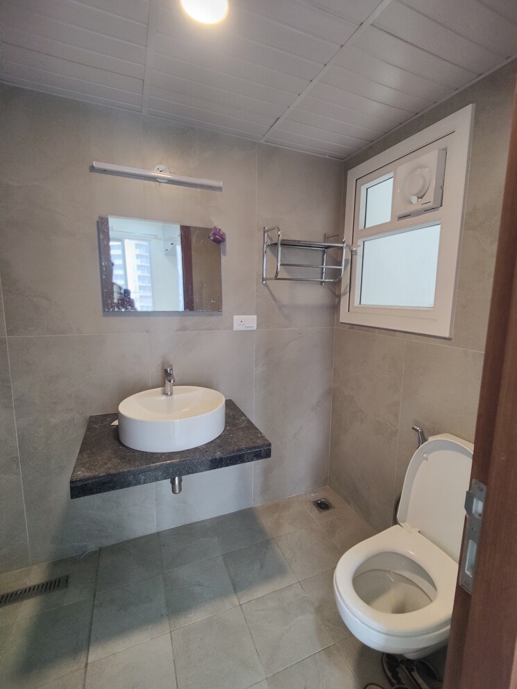 Bathroom, prestige-beverly-hills 3 Bedroom 2124 Sq.Ft. Apartment In Kokapet Hyderabad 9687711
