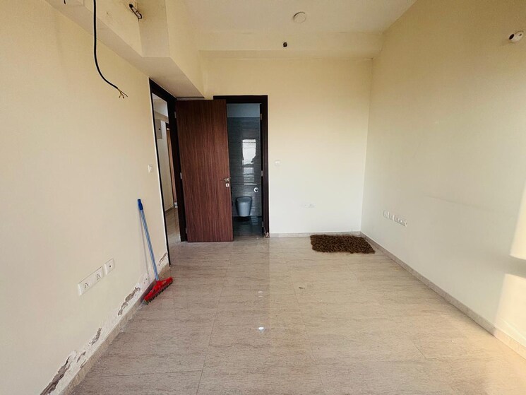 Room, sheth-auris-serenity-tower-3 3 Bedroom 1233 Sq.Ft. Apartment In Malad West Mumbai 9687718