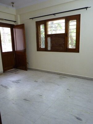 Room in 2 BHK Builder Floor at Malviya Nagar – for Rent