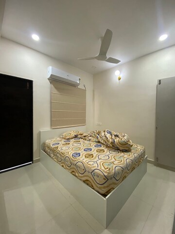Bedroom in 2 BHK Apartment at Kondapur – for Rent