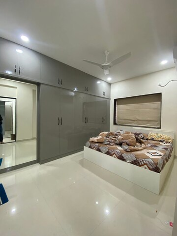 Furnished Amenities in 2 BHK Apartment at Kondapur – for Rent