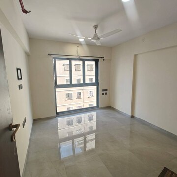 Parking in 1.5 BHK Apartment at Paradigm El Signora, Jogeshwari West – for Rent