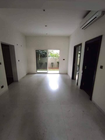 Room in 5 BHK Villa at Sobha International City Phase 1, Sector 109 – for Rent