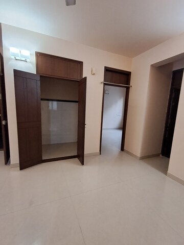 Room in 3 BHK Apartment at Jayanagar – for Rent