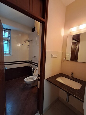 Bathroom in 3 BHK Apartment at Jayanagar – for Rent