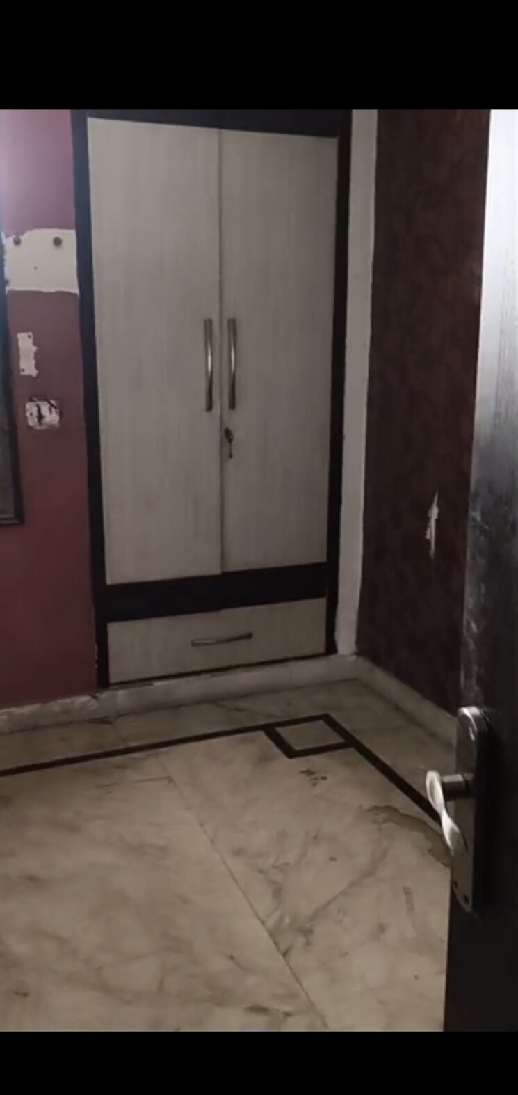 Bathroom, mahavir enclave 3 Bedroom 990 Sq.Ft. Builder Floor In Mahavir Enclave Delhi 9687796