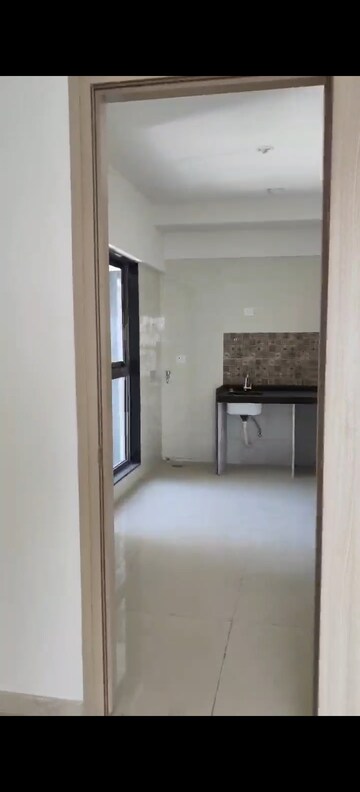 Room in 2 BHK Apartment at Rajesh Raj Infinia, Malad West – for Rent