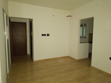 Room in 2 BHK Apartment at VTP Cygnus, Kharadi – for Rent