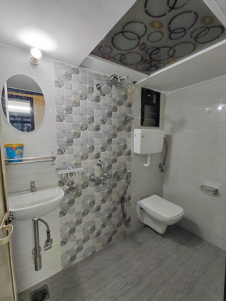 Bathroom, hdil-dheeraj-jamuna 1 Bedroom 595 Sq.Ft. Apartment In Malad West Mumbai 9687810