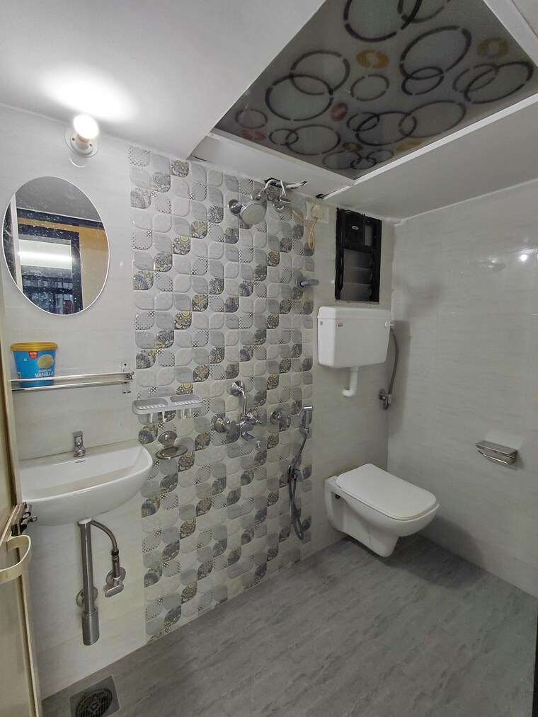 Bathroom, hdil-dheeraj-jamuna 1 Bedroom 595 Sq.Ft. Apartment In Malad West Mumbai 9687810
