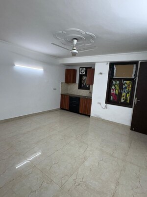 1 BHK Builder Floor For Rent in Saket