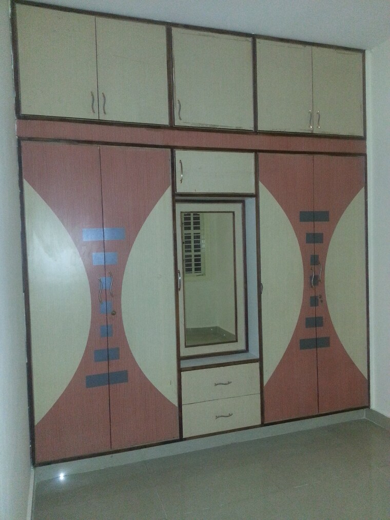 undefined, rt nagar 1 Bedroom 648 Sq.Ft. Independent House In Rt Nagar Bangalore 9687855