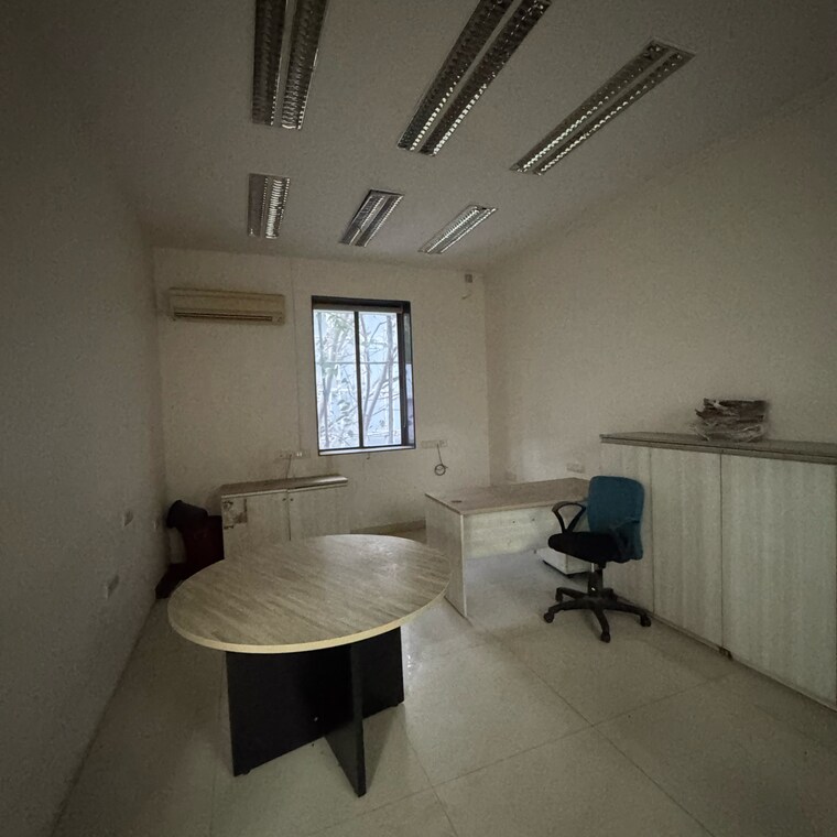 Team Area, vikhroli west Commercial Office Space 1850 Sq.Ft. In Vikhroli West Mumbai 9687883