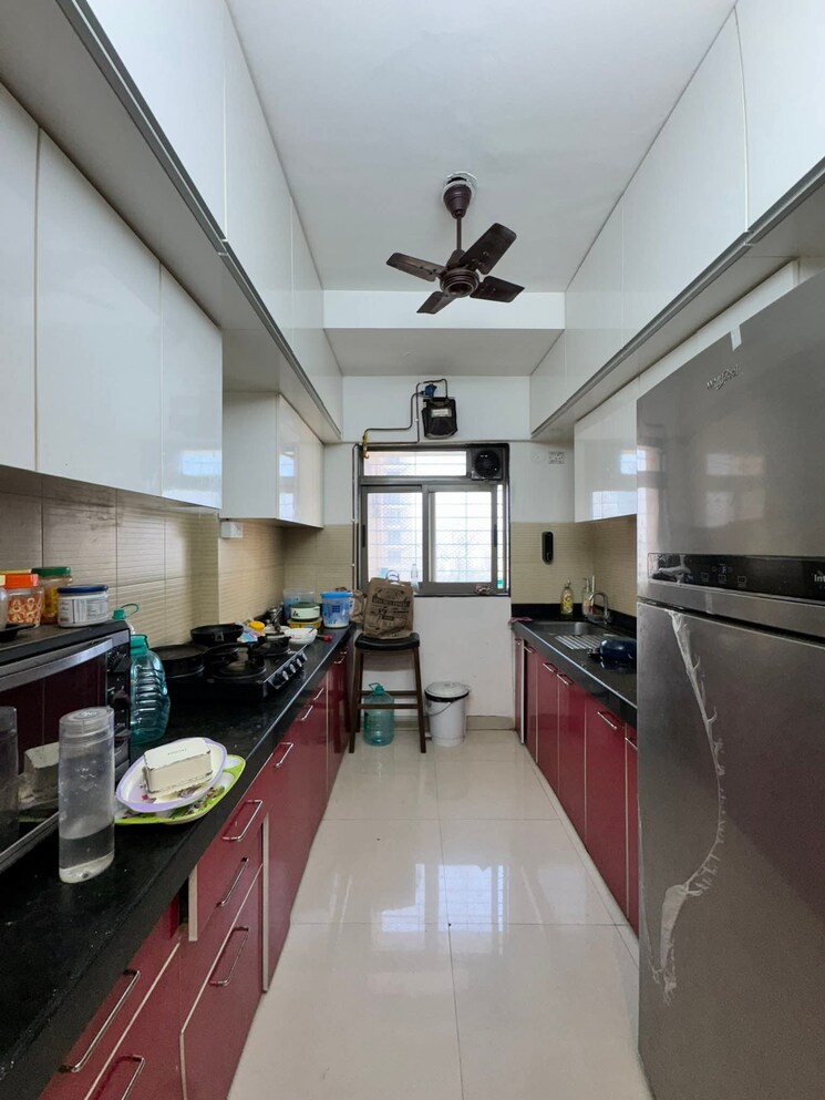 Kitchen, lodha-splendora 2.5 Bedroom 1050 Sq.Ft. Apartment In Ghodbunder Road Thane 9687902