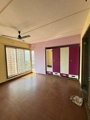 Bedroom in 2 BHK Apartment at Siddhi Highland Park, Kolshet Road – for Rent
