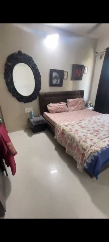 Bedroom in 1 BHK Apartment at Panom Park, Vile Parle East – for Rent