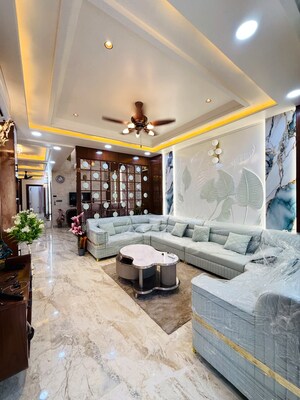 Master Bedroom in 5 BHK Independent House at Gandhi Path – for Sale