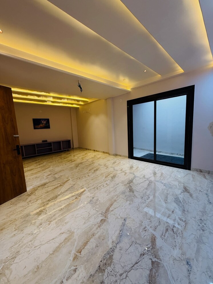 Room, gandhi path 5 Bedroom 231 Sq.Yd. Independent House In Gandhi Path Jaipur 9687916