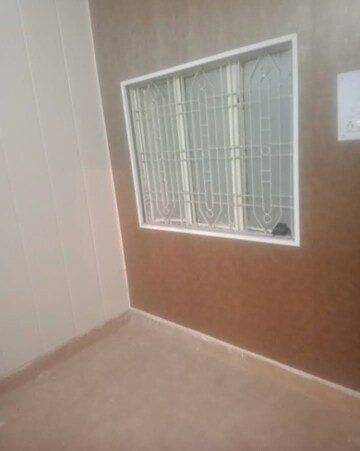 Room in 2 BHK Villa at Aliganj – for Rent