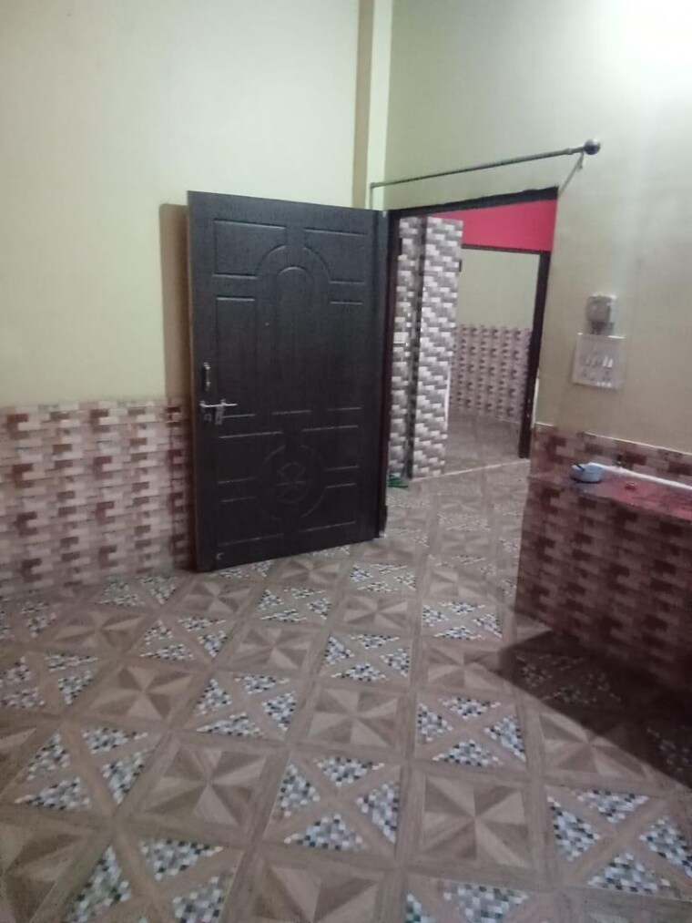 Room, bahadarabad 4 Bedroom 1000 Sq.Ft. Independent House In Bahadarabad Haridwar 9687927