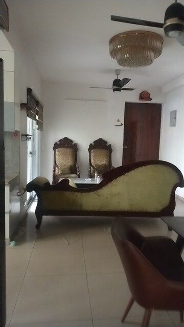 3 BHK Apartment For Rent in Gulshan Bellina, Sector 16 Greater Noida