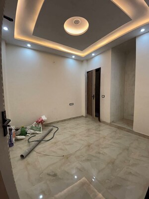 Room in 2 BHK Independent House at Dwarka Mor – for Sale