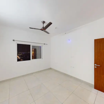 Room in 2 BHK Apartment at Prestige Park Square, Weavers Colony – for Sale