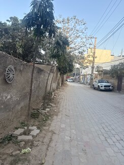 2.5 BHK + Extra Room Independent House For Sale in Ashok Vihar Sector 3