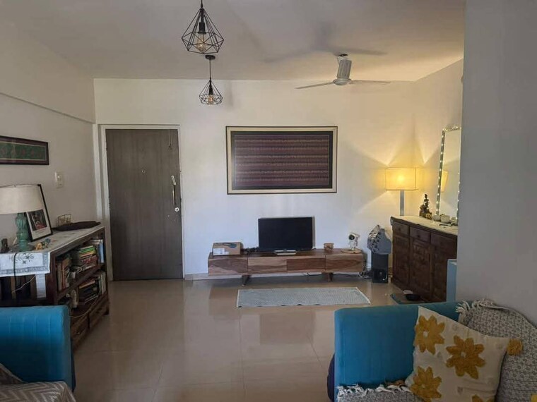 Living Room, malad east Pg For Boys & Girls In Malad East 9687951
