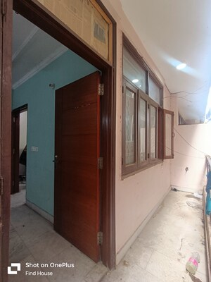 Room in 2 BHK Builder Floor at Vasant Kunj Enclave – for Rent