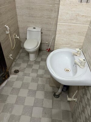 Bathroom in 1.5 BHK Independent House at RWA Apartments Sector 27, Sector 27 – for Rent