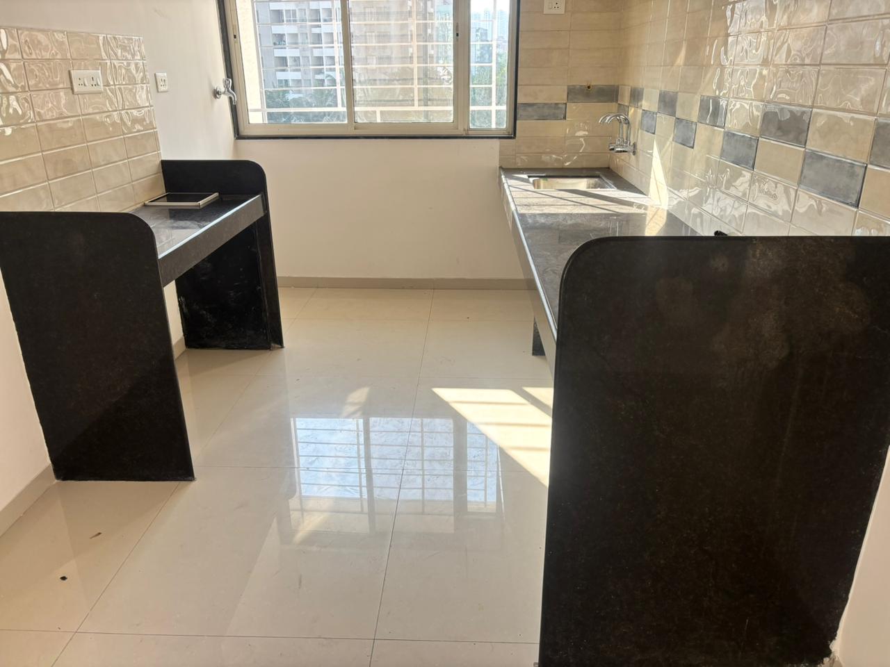 1 BHK + Extra Room Apartment For Rent in Puranik Abitante