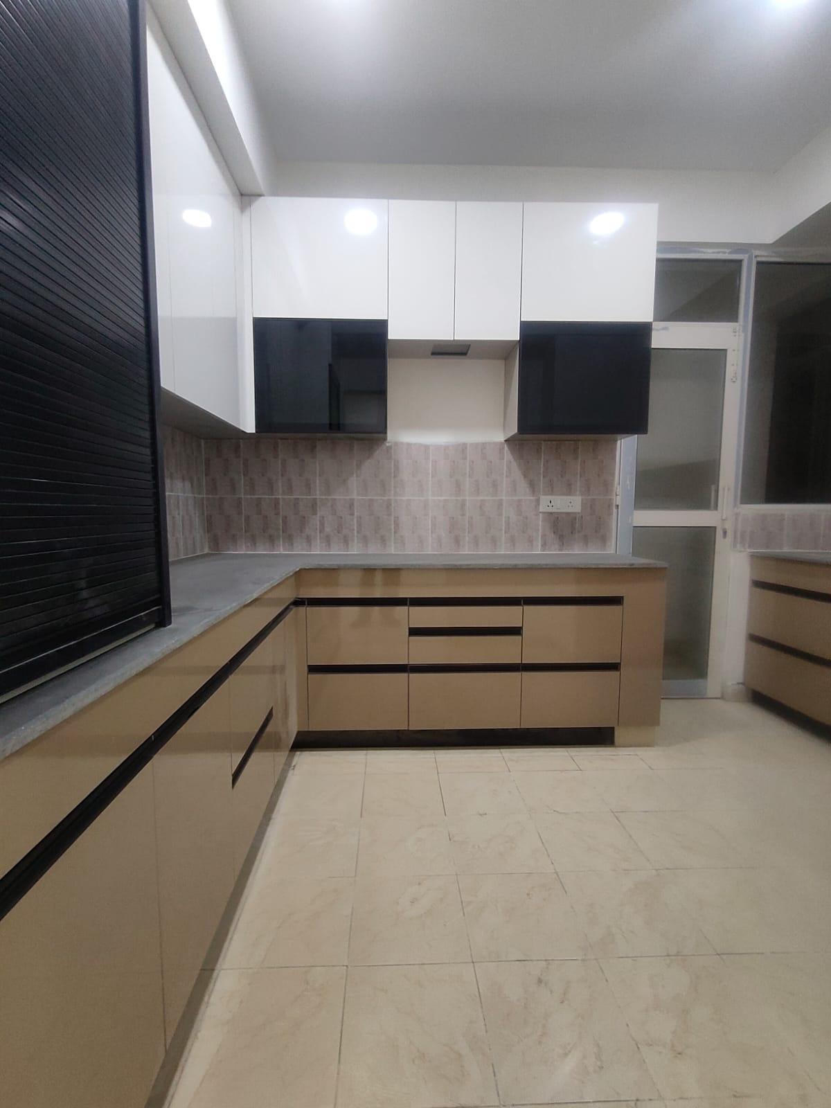 Kitchen, sare-petioles 4 Bedroom 2268 Sq.Ft. Apartment In Sector 92 Gurgaon 9687969