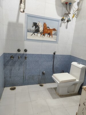 Master Bedroom in Studio Villa at RWA Apartments, Sector 31 – for Rent