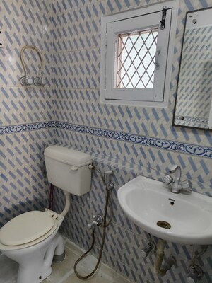 Master Bedroom in 1 RK Apartment at RWA Apartments Sector 29, Sector 29 – for Rent