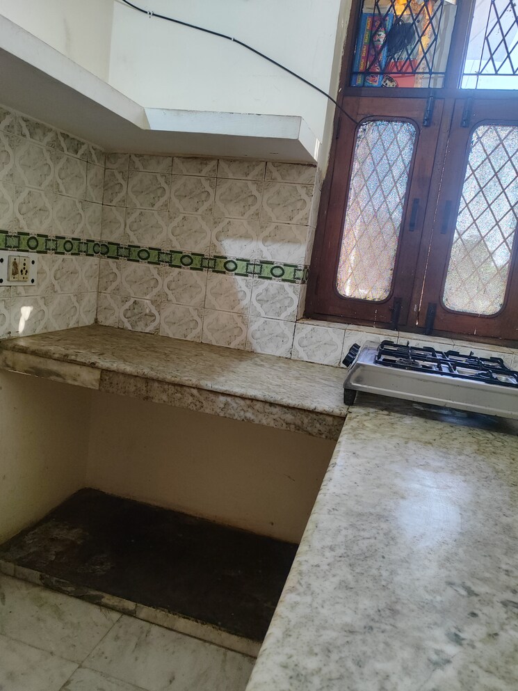 undefined, rwa-apartments-sector-29 1 RK 380 Sq.Ft. Apartment In Sector 29 Noida 9687985