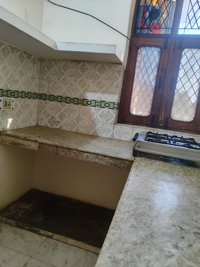 undefined, rwa-apartments-sector-29 1 RK 380 Sq.Ft. Apartment In Sector 29 Noida 9687985