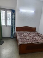 1 Rk  + Servant Room 380 Sq.Ft. Apartment in RWA Apartments Sector 29